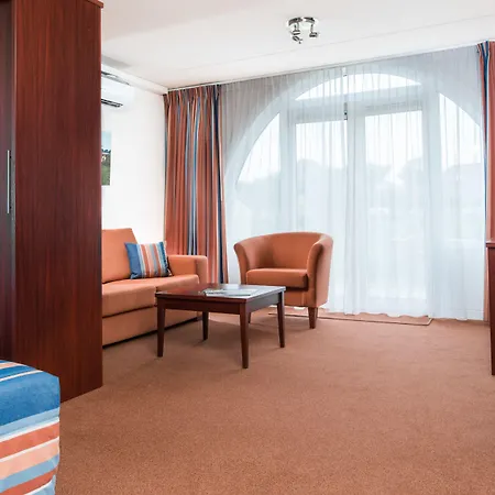Greenside Texel Hotell 4*